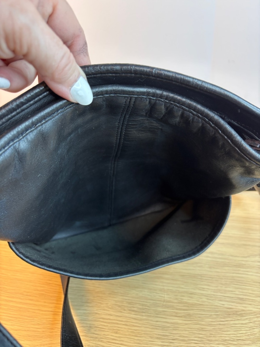 Vintage Coach Bleecker Bucket Bag (Style #4153) in black leather. - Picture 6 of 16